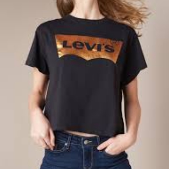 t shirt levis crop top